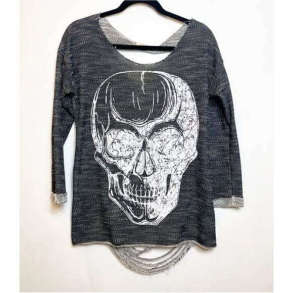Pink Berry Gray Scoop Neck Sweater Distressed Skull Design Open Back Size Large - Picture 8 of 8
